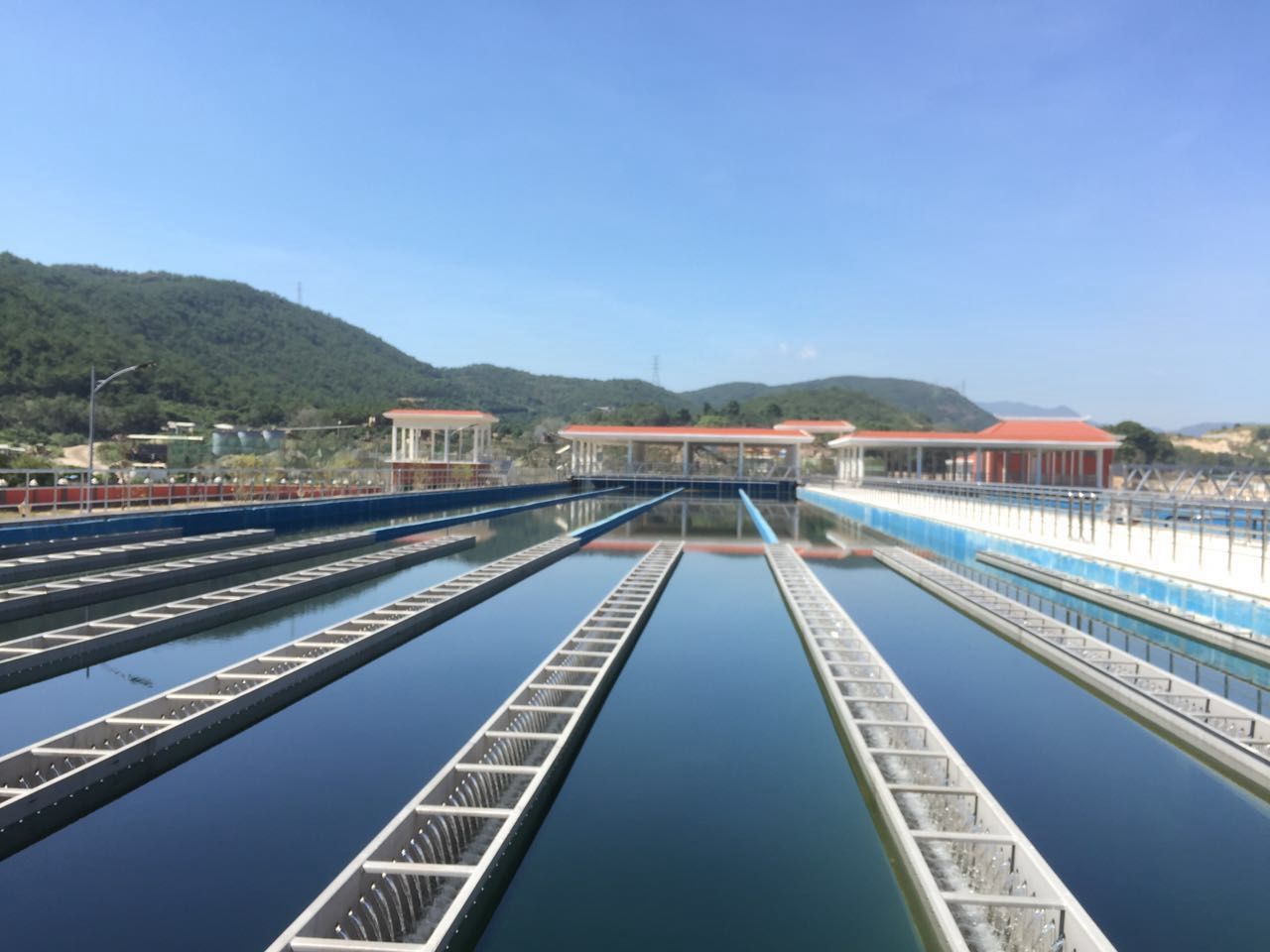 推進農村飲水安全鞏固提升工程 統籌推進山水林田湖草系統治理